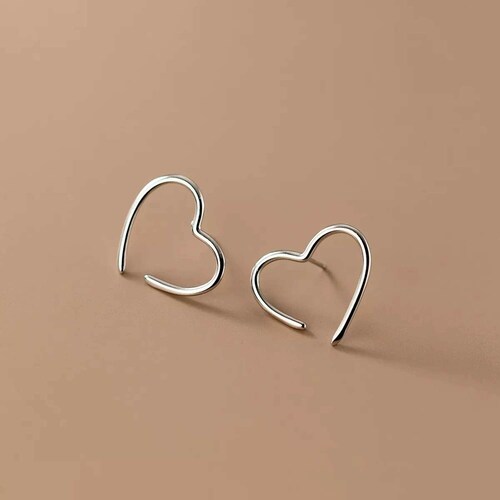 Minimalist Heart-Shaped Earrings